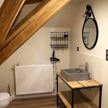 La Galuche-b&b & Angliers (Vienne)