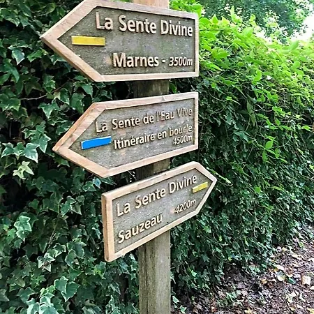 La Galuche-b&b & Bed & Breakfast Angliers (Vienne)
